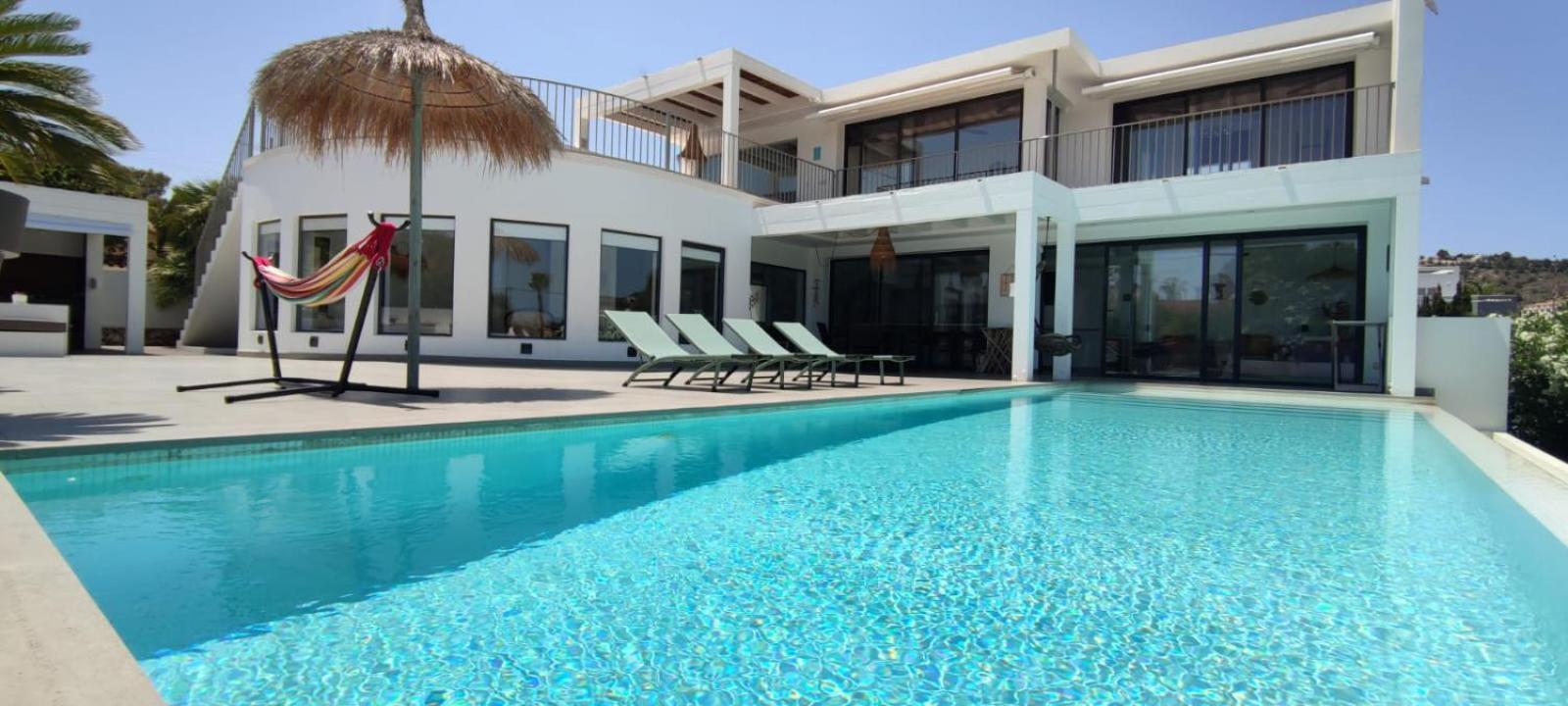 בניסה Casa Santi - Luxury Home- For 8 Guests מראה חיצוני תמונה